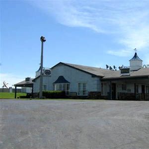 Harrisonville Inn & Suites Ngoại thất bức ảnh